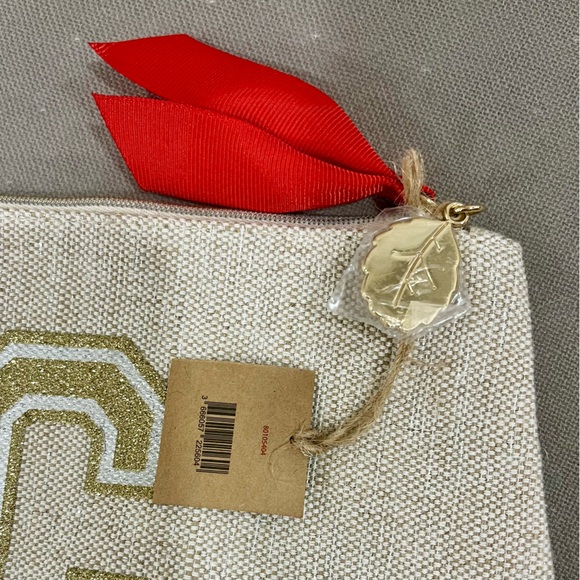 Clarins Makeup Pouch with Gold Lettering - Picture 4 of 11